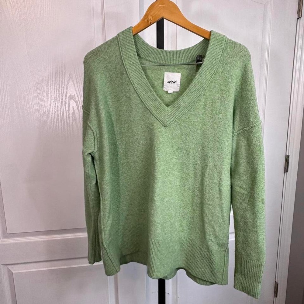 Aerie Green V-Neck Sweater